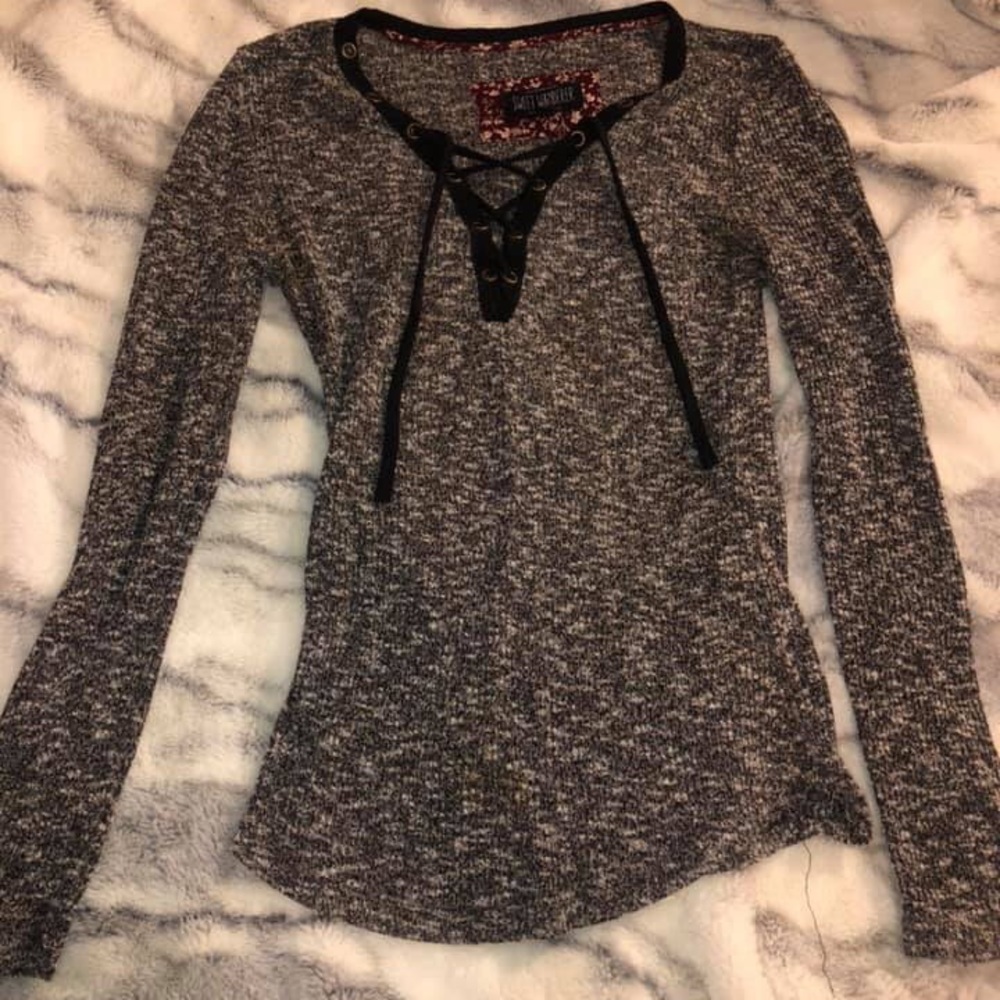 Trinkets Boutique top